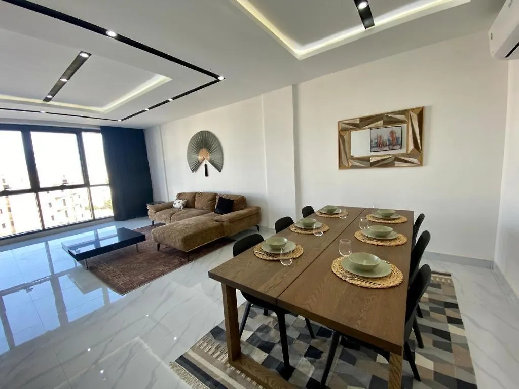 Magnifique Appartement: Luxe Piscine et Terrasse aux Almadies Dakar
