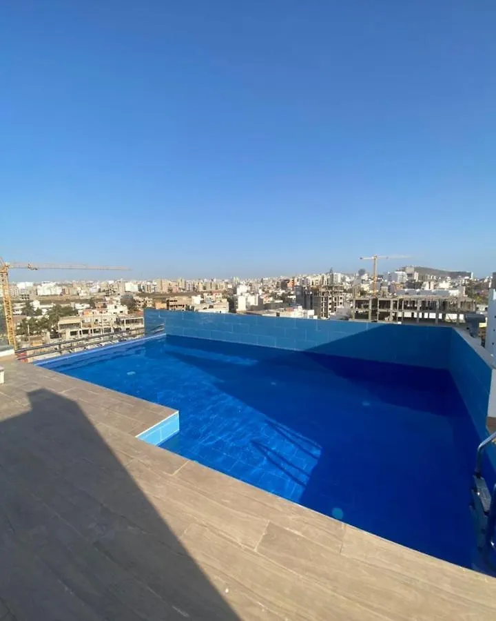 Magnifique Appartement: Luxe Piscine et Terrasse aux Almadies Dakar