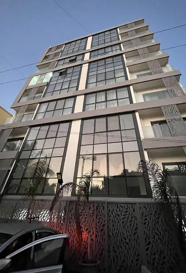 Magnifique Appartement: Luxe Piscine et Terrasse aux Almadies Dakar Senegal