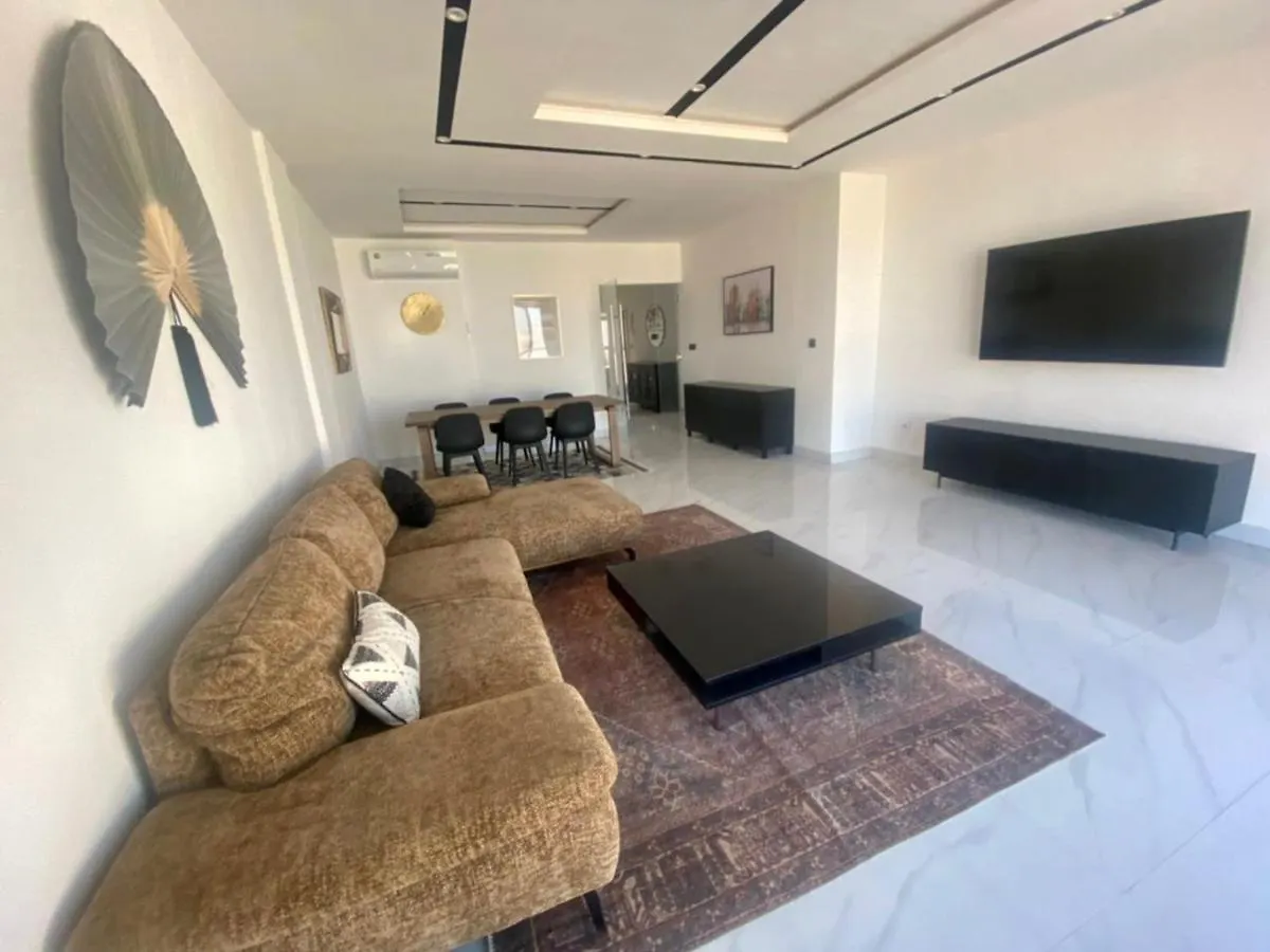 Magnifique Appartement: Luxe Piscine et Terrasse aux Almadies Dakar Senegal